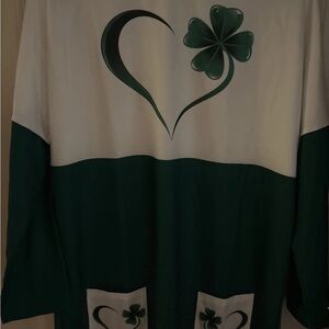 Green and White Clover Heart Tunic